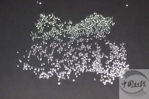 兖州金属表面处理厂喷砂玻璃微珠清理